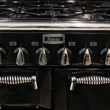 Chic 3-br Oasis In - Stylish Interiors 헨트