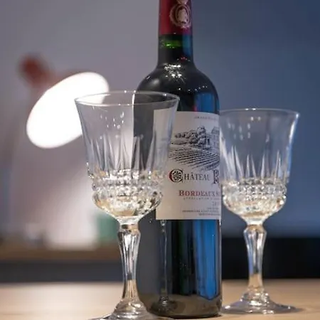 Chic 3-br Oasis In - Stylish Interiors